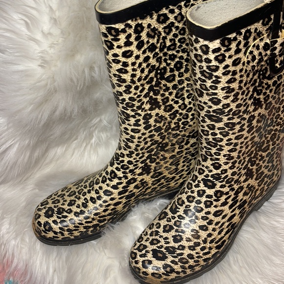Leopard print rain boots - Picture 2 of 5